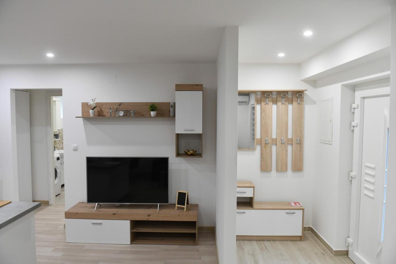 Apartman Lucia Ðakovo Extérieur photo